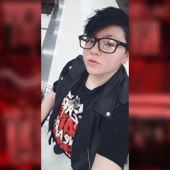 Meet your Posher, Lucien - Picture 4 of 5